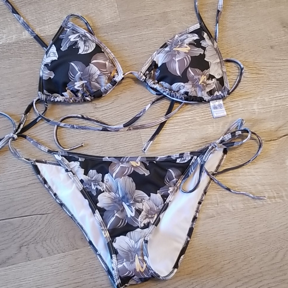Zeraca Triangle Bikini